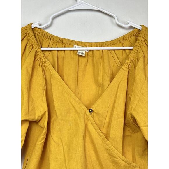 Billabong Women's Size Medium Gold Elbow Sleeve Crop Top - Picture 3 of 10